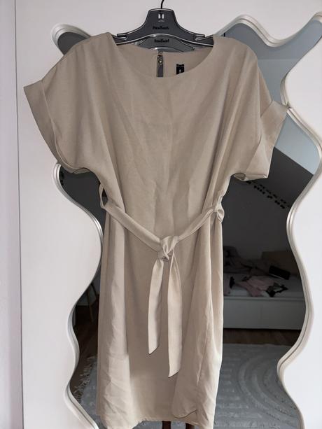 Nude šaty new collection, 38 / 40 / l / m