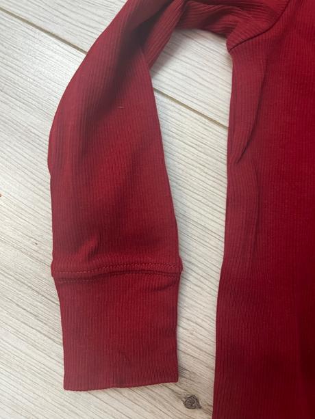 Lindex rastúce červene body vo výbornom stave, lindex,86