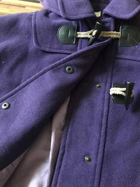 Pelerínový kabátik, 110