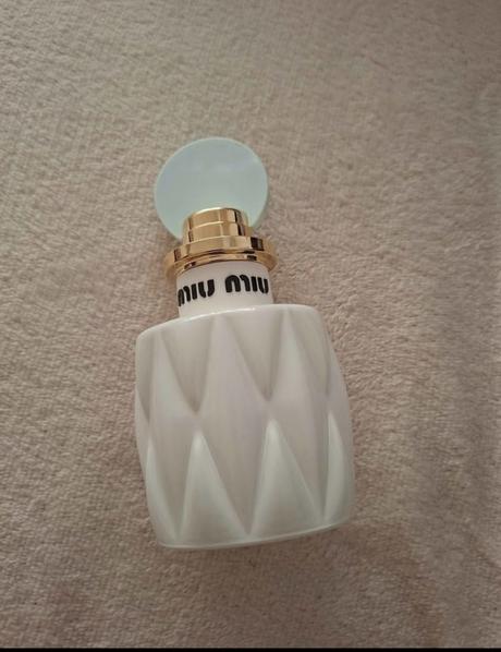 Miu miu fleur de lait,