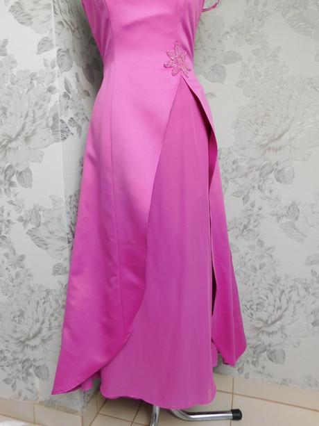 Luxusne pekne saty na slavnost, 158