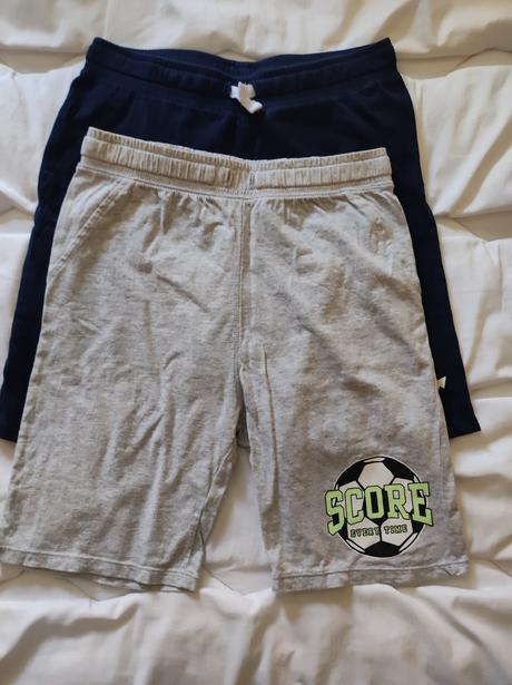 2x kraťasy h&m veľ 9-10 rokov, h&m,134