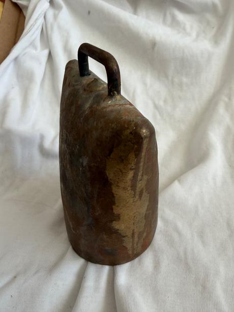Zvoncek stary kovovy vscsi vhodny pre vintage shab,