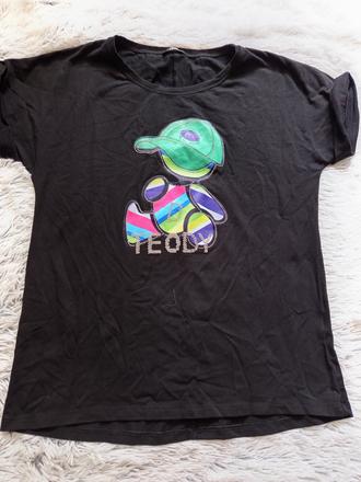 Čierne tričko s aplikaciou, 