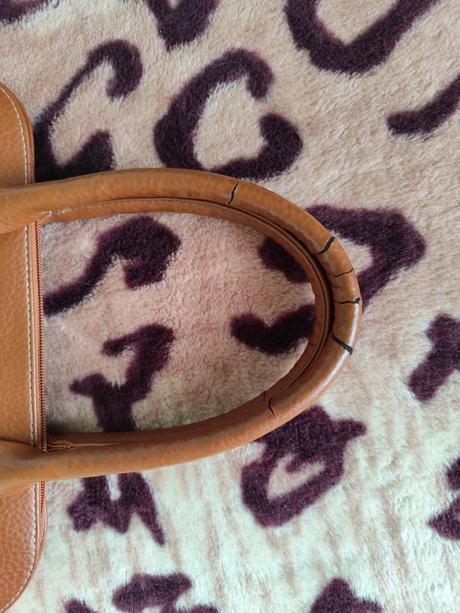 Bielohnedá kožená kabelka michael kors, michael kors