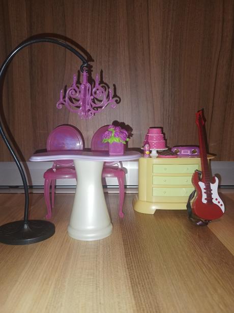 Barbie mini obyvacka, 