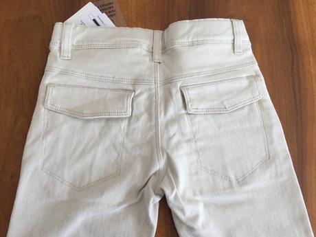 Nove luxusne slim fit nohavice, 116