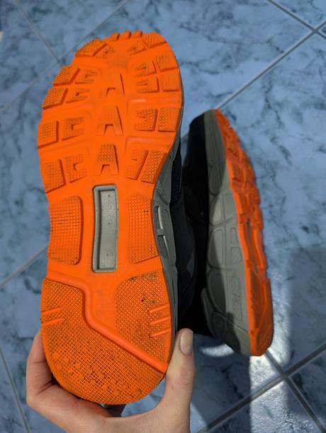 Na jednej dovolenke obuté zimné topánky, loap,39