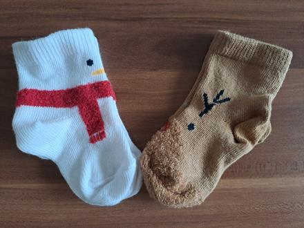 2x ponožky, 18