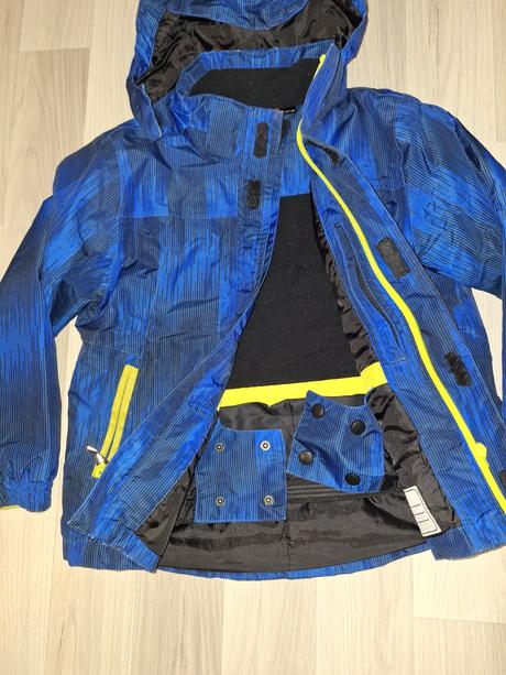 Vetrovka, lupilu,122