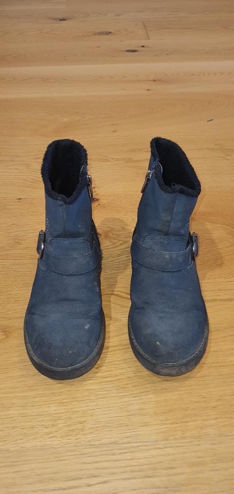 Zimne cizmy, 33