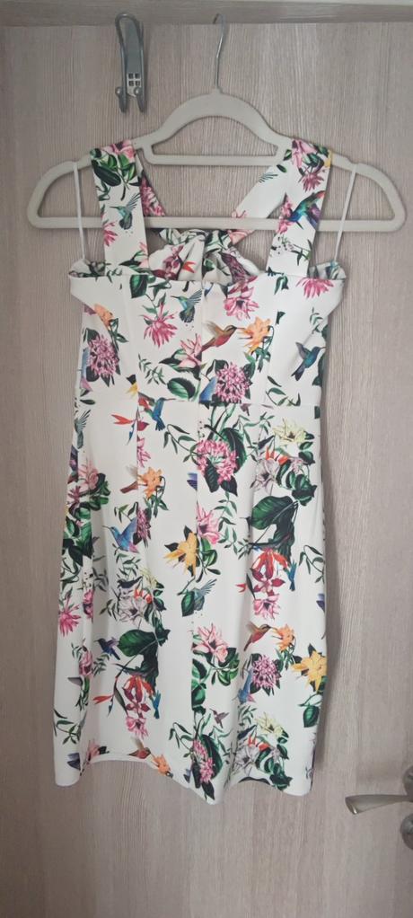 Letné spoločenské šaty, s