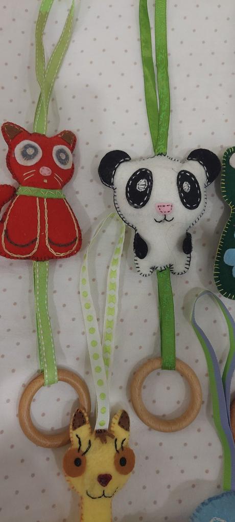 Zvieratká na hrazdičku a kočík, 