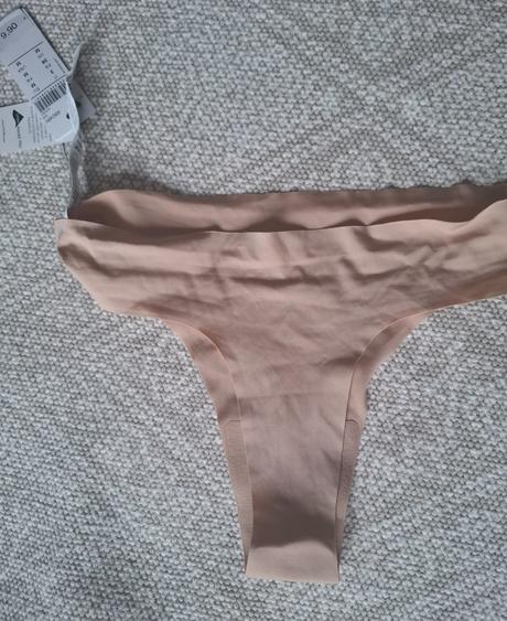 "neviditeľné" nohavičky, intimissimi,m