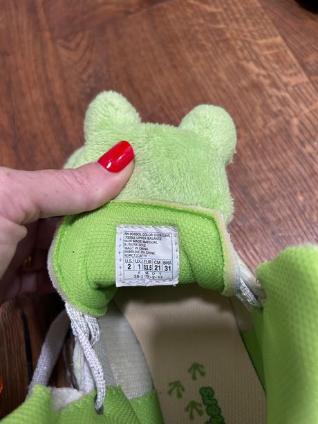 Topanky kotnikove, skechers,33