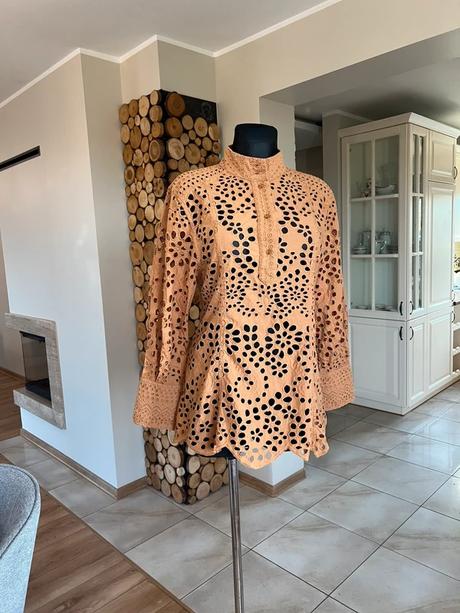 Cos bluzka hneda, cos,l