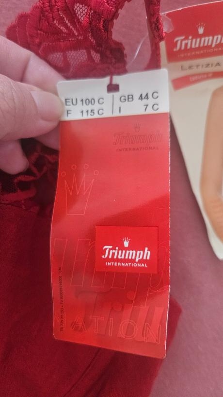 Dámska podprsenka triumph, triumph,100c