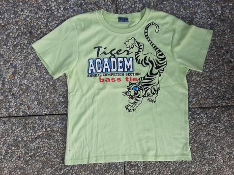 Zľava. tričko lytn velk. 14 rokov., 152