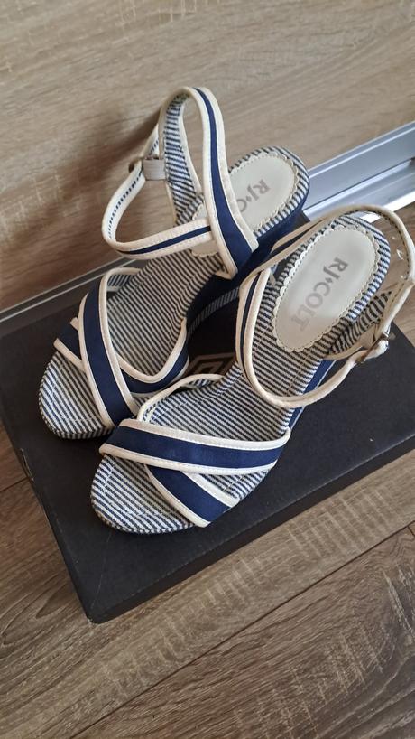 Námornícke sandálky, 38