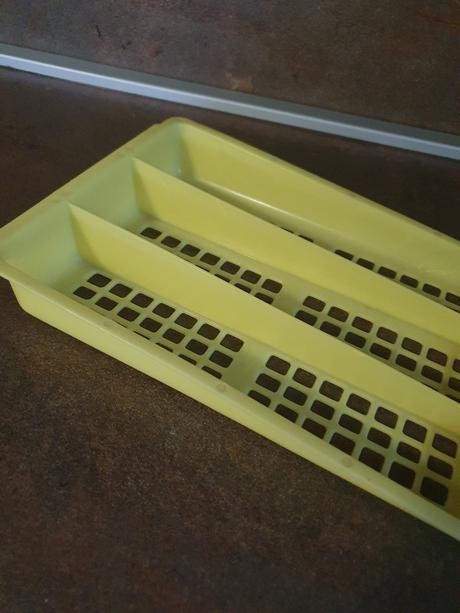 Retro držiak na príbor do malého šuflíka,