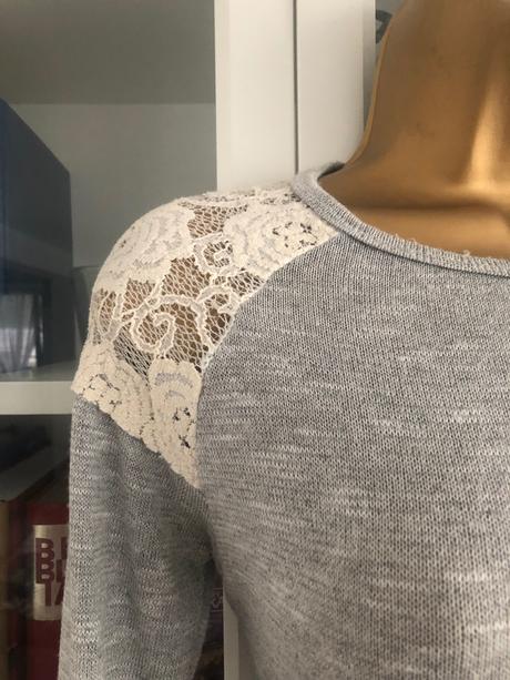 Upletovy top pulover, 38