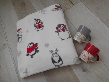 Deka huňatá  tučniaky, kocka  nové, 