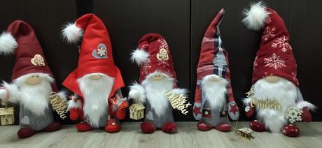 Vianočný škriatok výška cca 60/65cm,