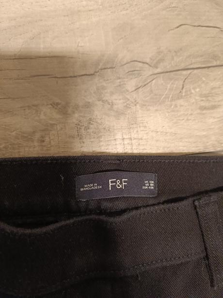 Čierne elastické skinny rifle, f&f,40