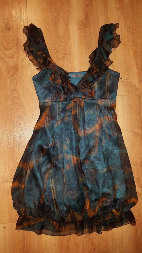 Pekné šaty vera mont č.38, 38