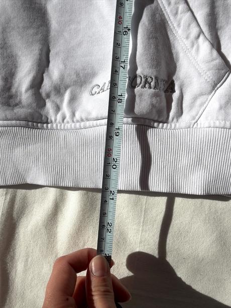 Biela mikina guess kvetinový vzor, guess,s