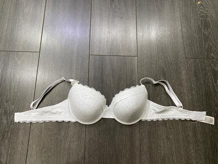 Dámska podprsenka velk.80b, 80b