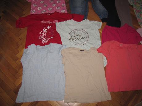 Balík prevažne letného oblečenia, xs