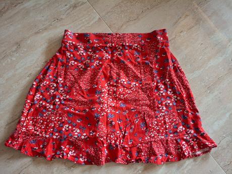 Červená sukňa, new yorker,l