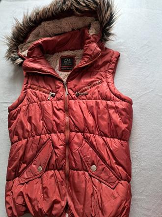 Oteplena prechodna vesta 13e, clockhouse,158