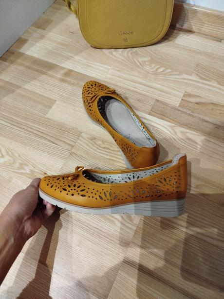 Celokožene topánky, lasocki,38