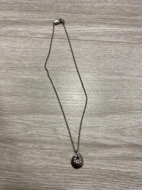 Nahrdelnik dyrgrrg/kern, 