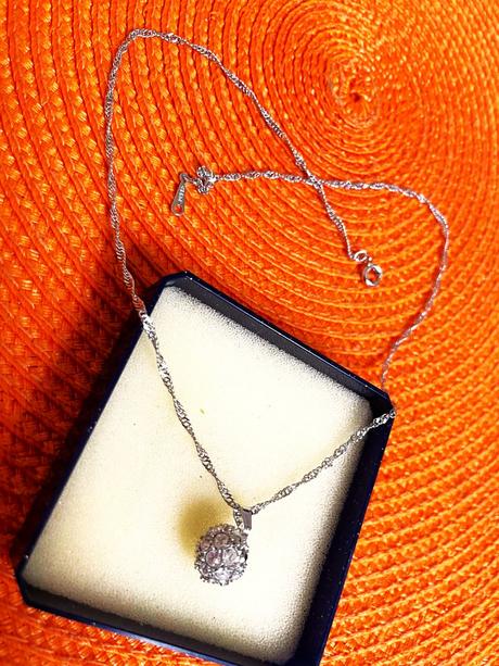 Vintage retiazka s príveskom, 