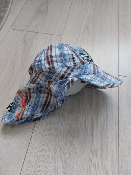 Čiapka pirátka, 74