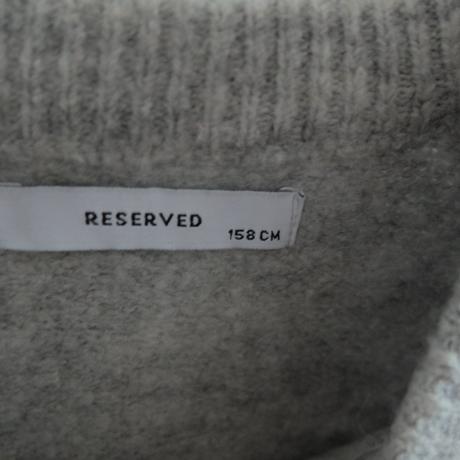 Sveter reserved 146, reserved,146