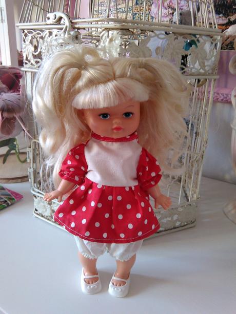 Bábika v retro štýle, 