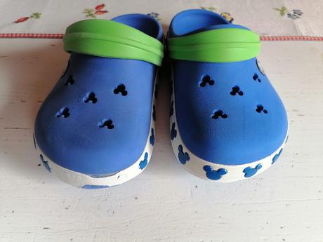 Crocs mickey mouse j1 na donosenie, crocs,33