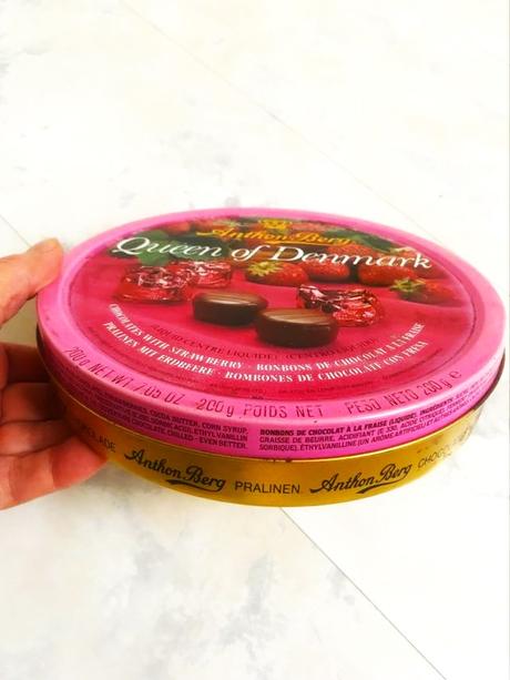 Plechové boxy na suché pečivo 2 ks,