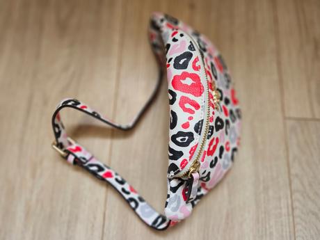 Krasna ladvinka guess kids.nova.do cca 8 rokov, guess