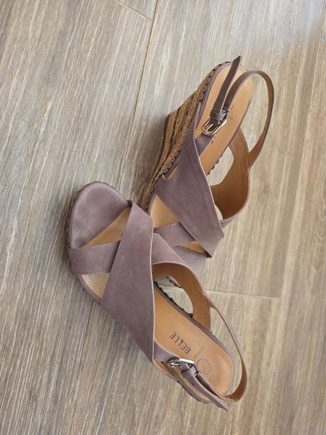 Sandále na platforme č.39, 39