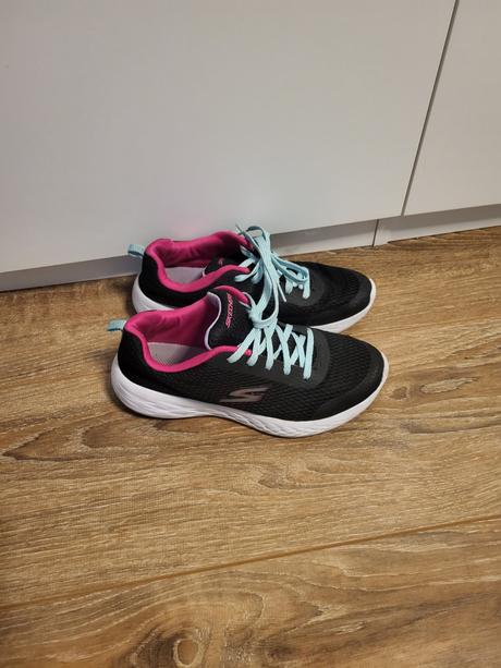 Tenisky skechers, skechers,38