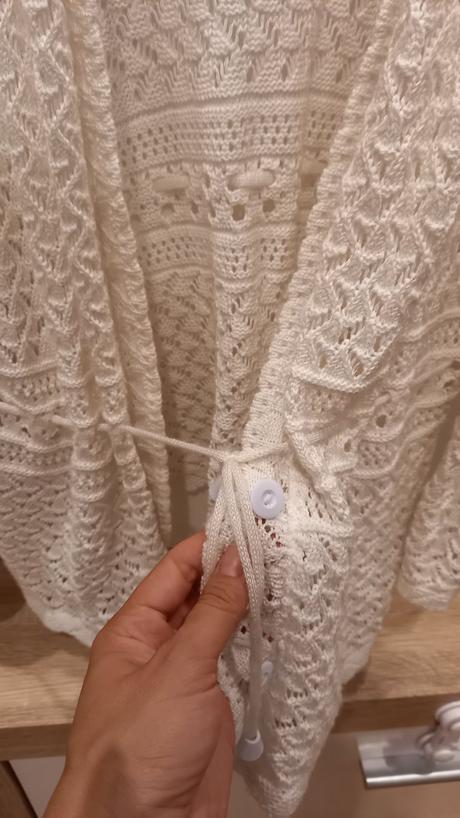 Sveter m/l/xl biely na snurku, l
