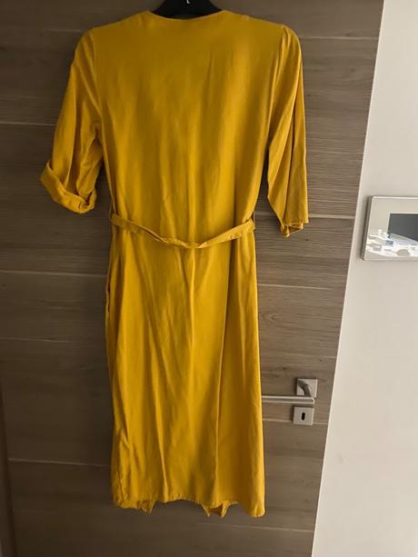 Horčicové šaty, reserved,m