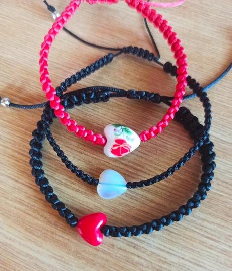 Handmade náramky z prírodných kameňov a iné,