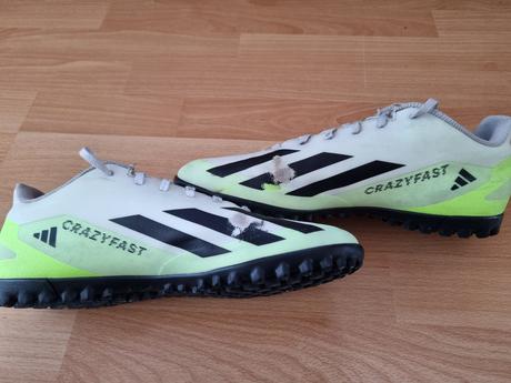 Futbalové turfy zn. adidas crazyfast, adidas,42