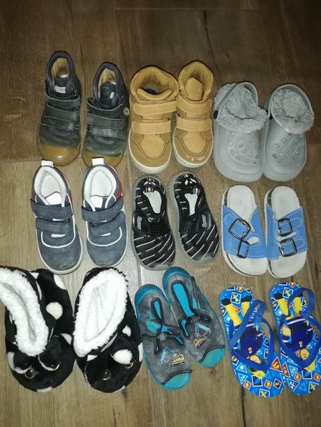 Topánky 9 párov, 25